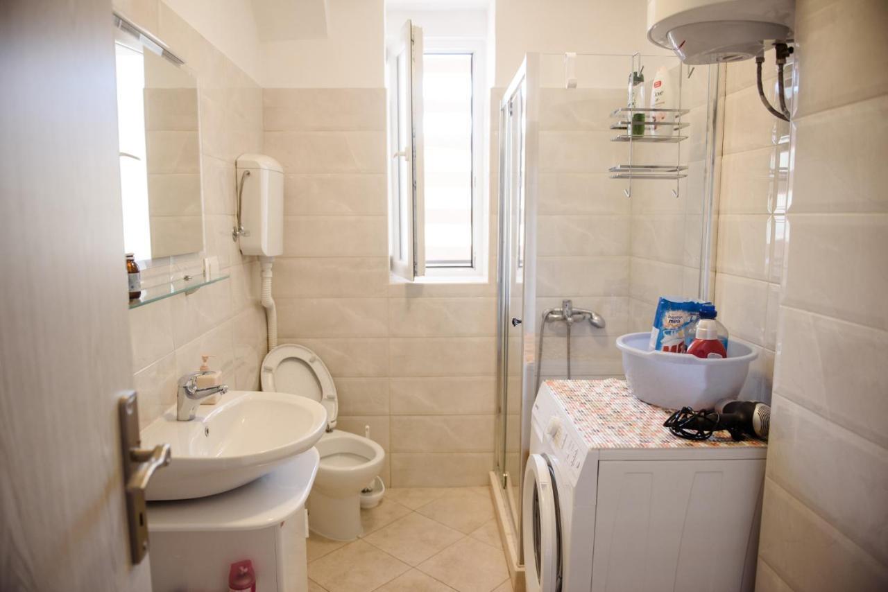 Cozy 2Br Apartment, 3 Min To The Old Town Котор Екстериор снимка